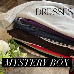 MYSTERY BOX - Dresses - Size Small - Minimum 5 Items